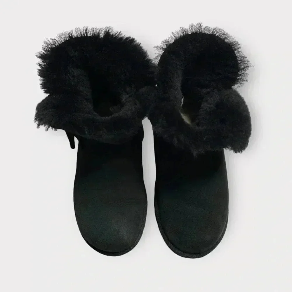 UGG Womens Black Classic‎ Suede Mini Bow Boots Sz 6